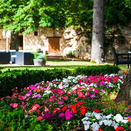 Hotel Restaurant Du Chateau De La Tour Beguey Екстер'єр фото